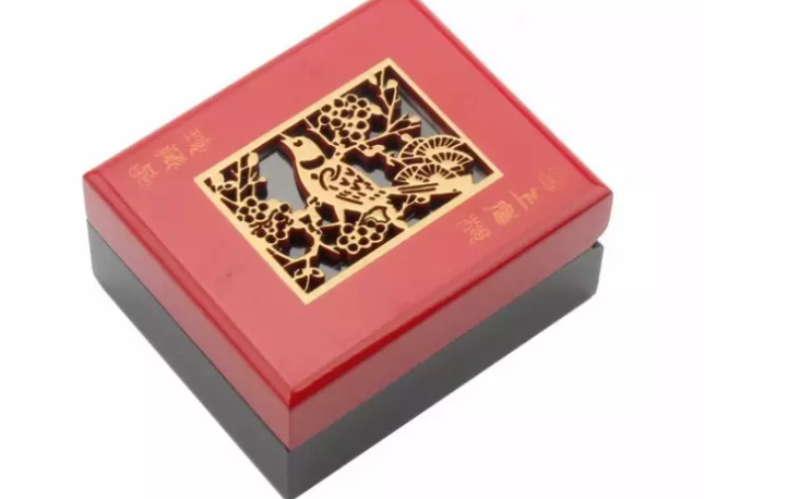 激光打標(biāo)在月餅包裝上的運(yùn)用