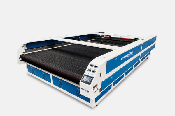 沙發(fā)布料激光裁剪機，助力沙發(fā)生產(chǎn)工藝新升級