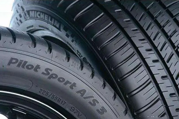 汽車橡膠輪胎打標刻字設(shè)備—輪胎激光打標機