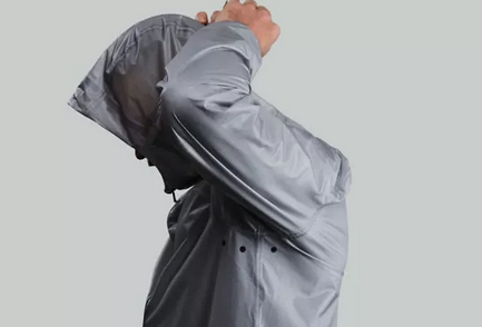 激光切割太陽能充電夾克，未來感十足！