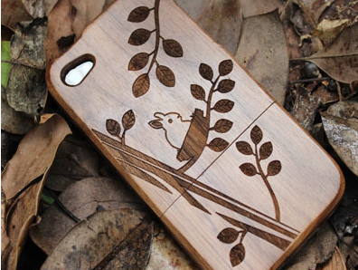 激光雕刻手機殼，擁有它你就是這條街上最靚的仔