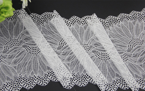蕾絲花邊激光裁剪工藝，美出不一樣的夏天